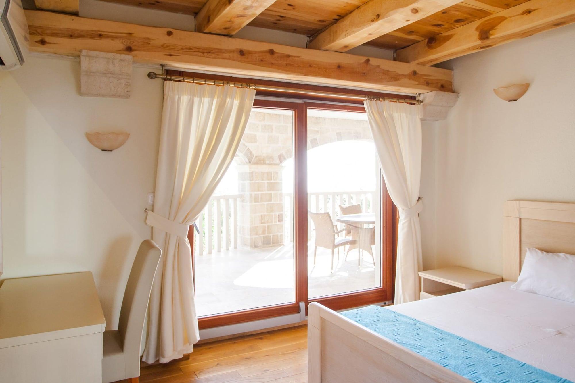 Apartments Pietra Mare Петровац Экстерьер фото