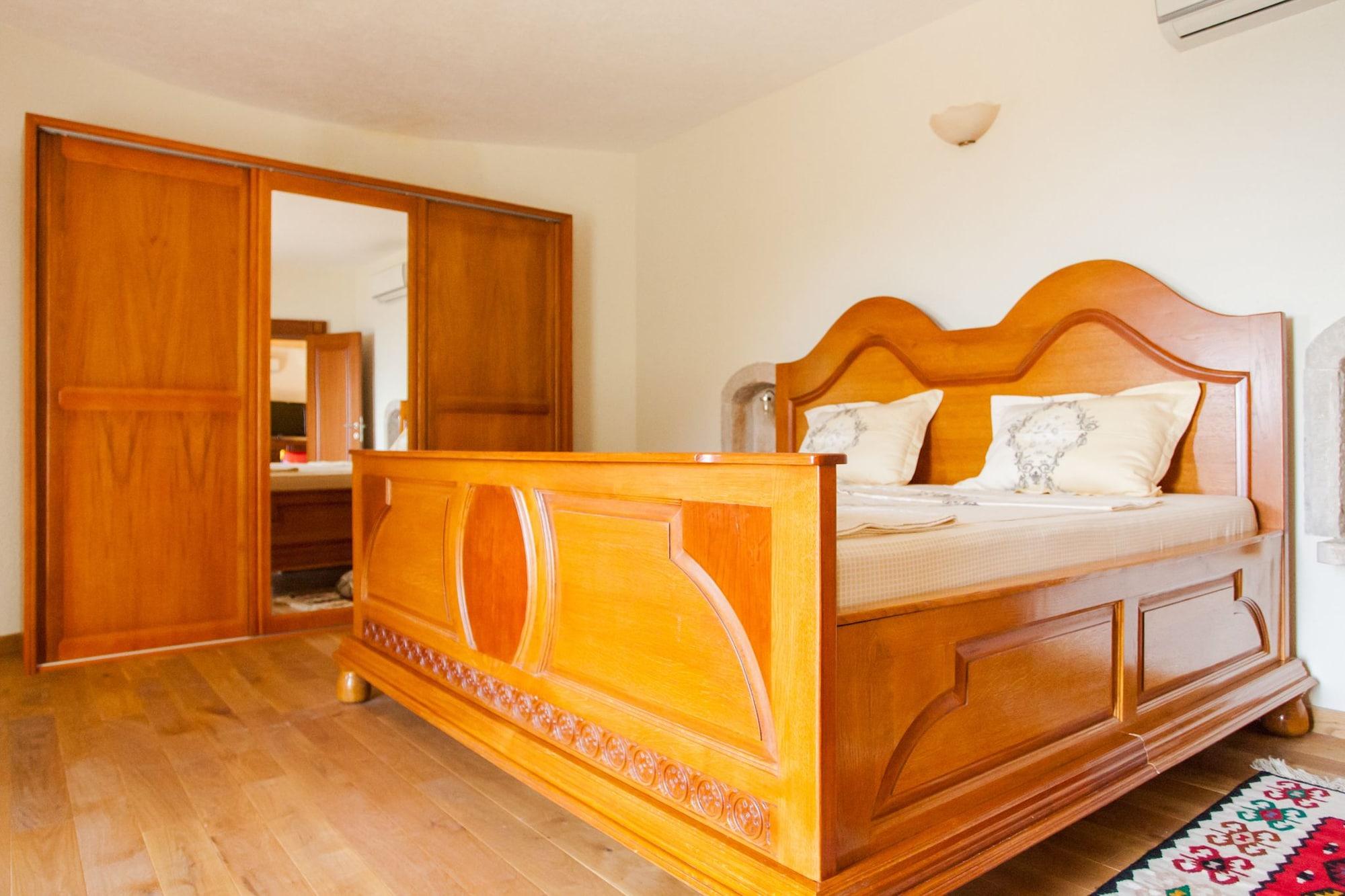Apartments Pietra Mare Петровац Экстерьер фото