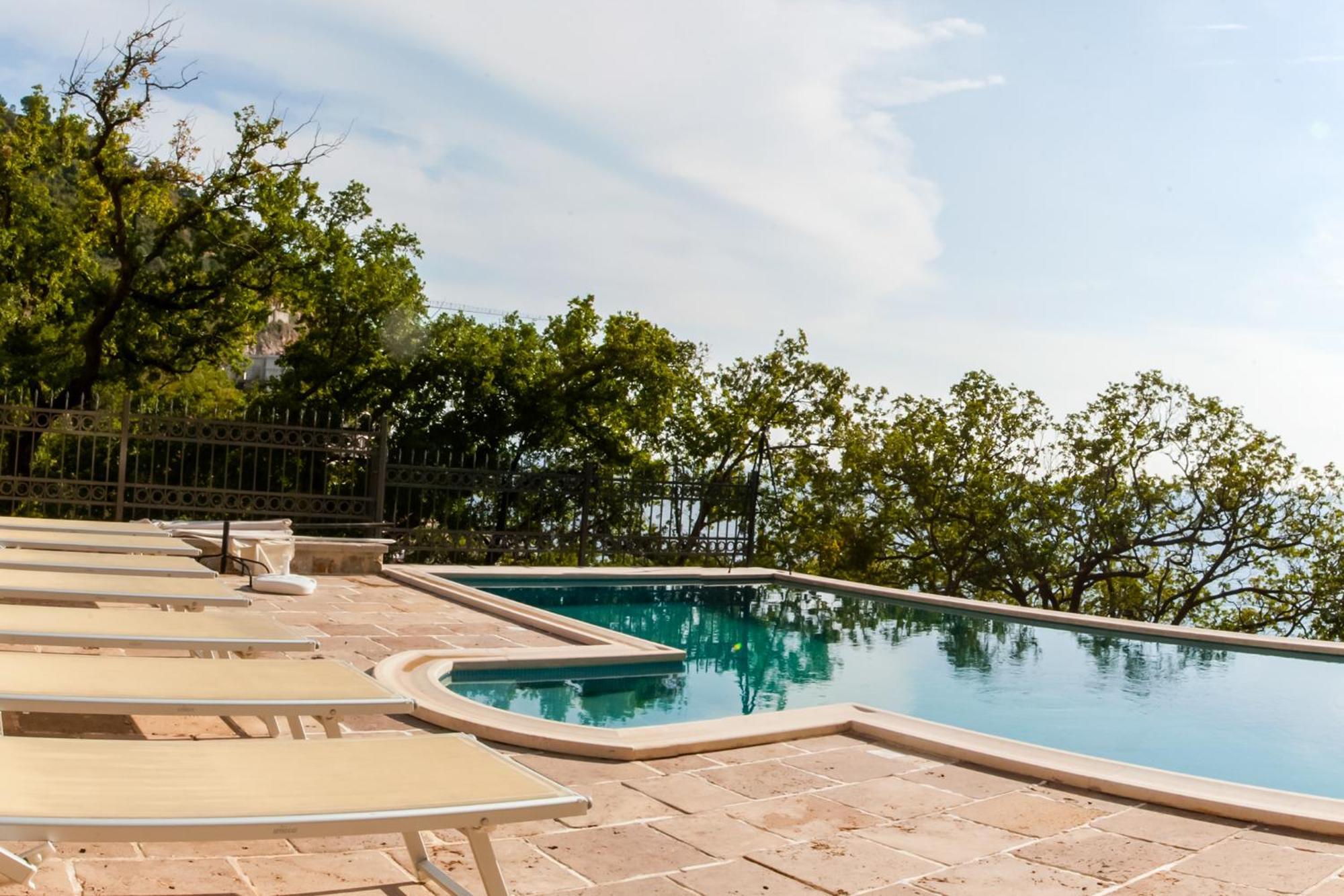 Apartments Pietra Mare Петровац Экстерьер фото