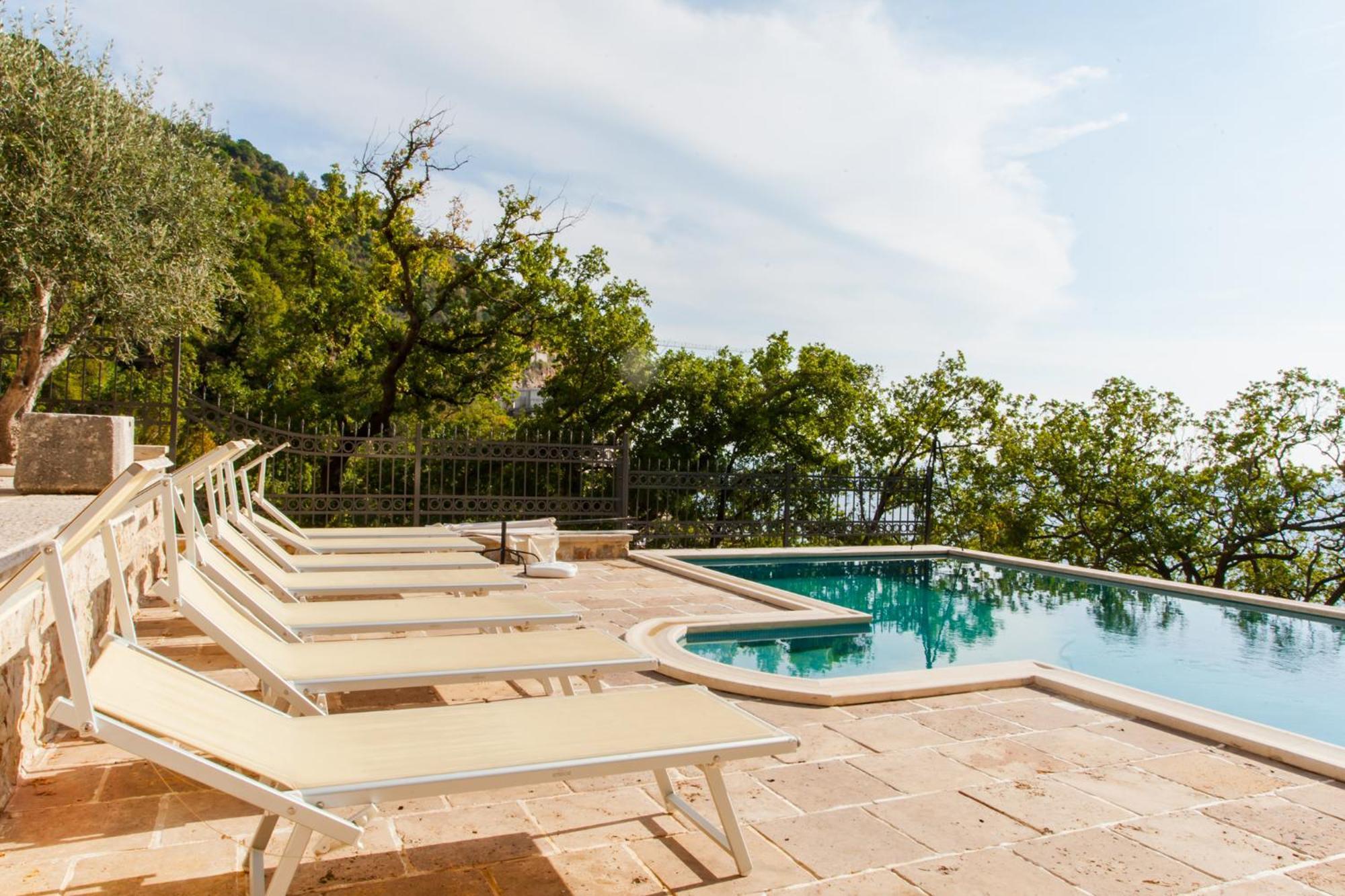 Apartments Pietra Mare Петровац Экстерьер фото
