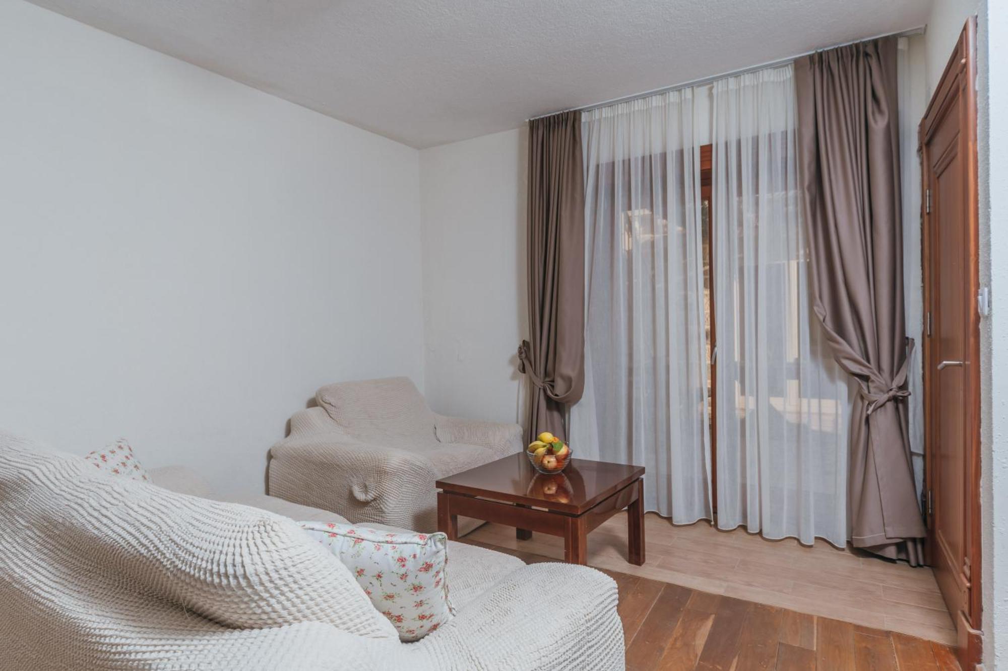 Apartments Pietra Mare Петровац Номер фото