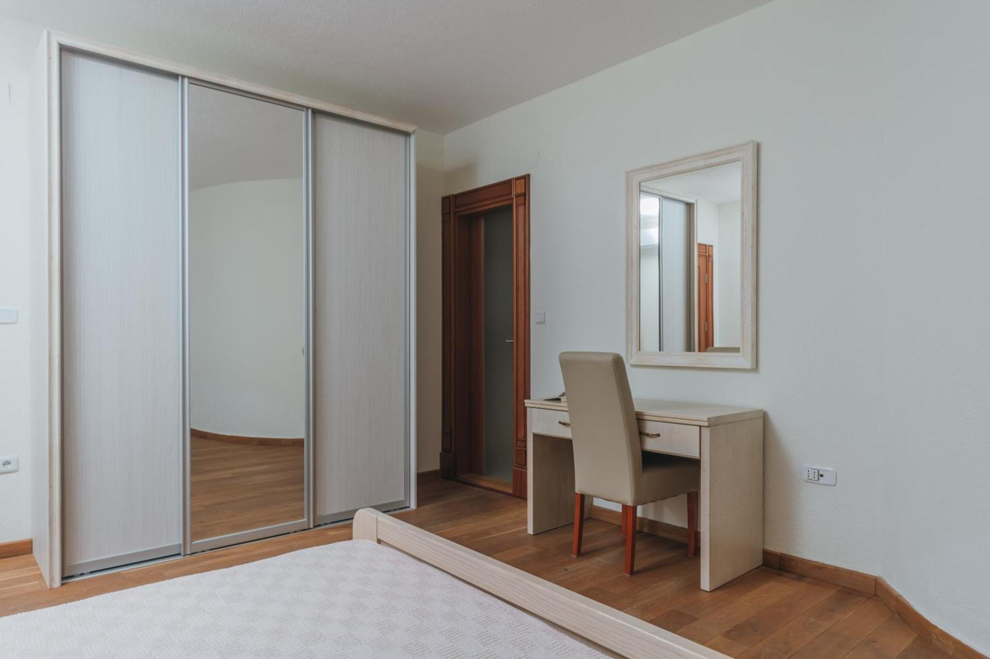 Apartments Pietra Mare Петровац Экстерьер фото
