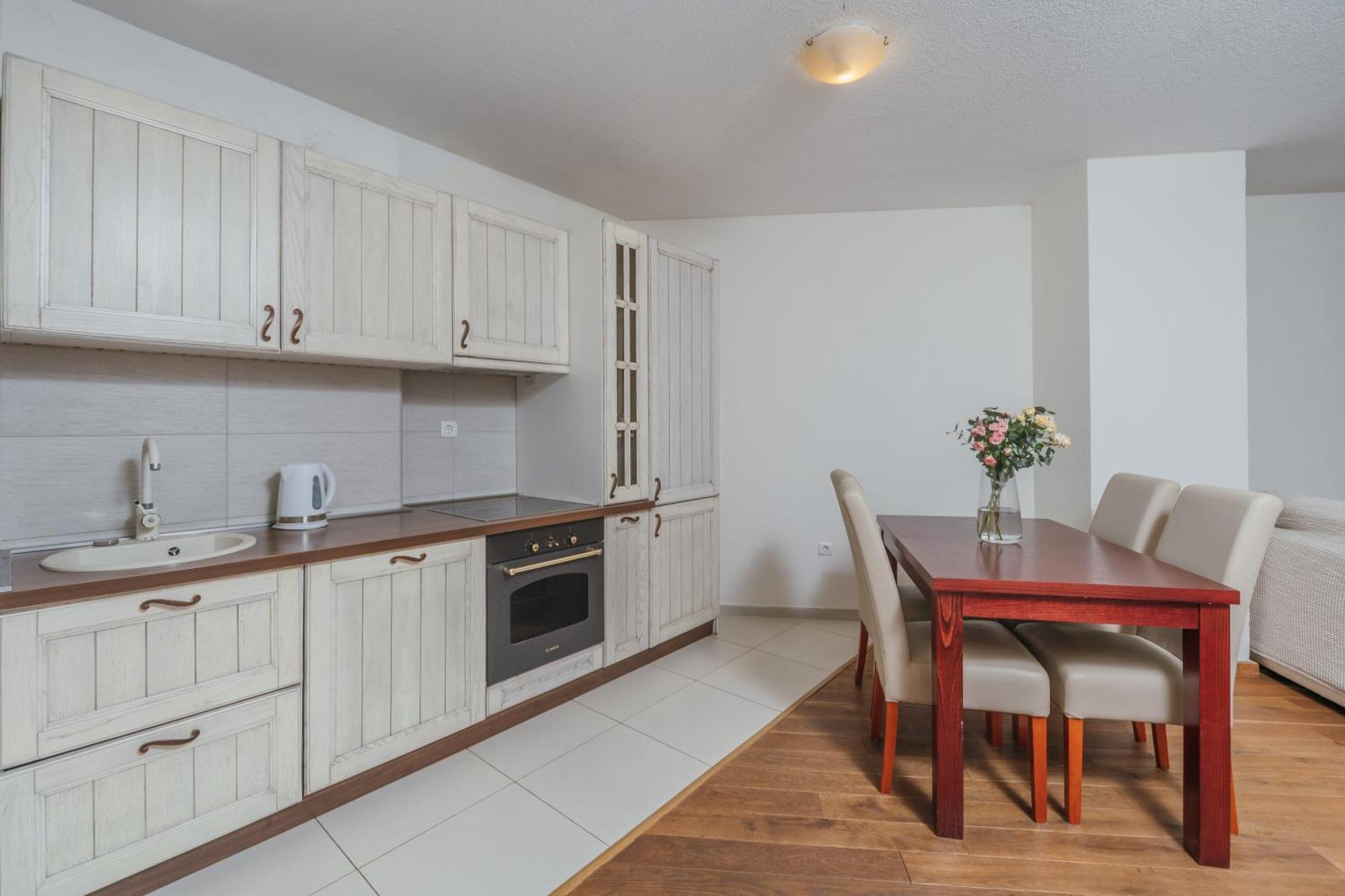 Apartments Pietra Mare Петровац Номер фото